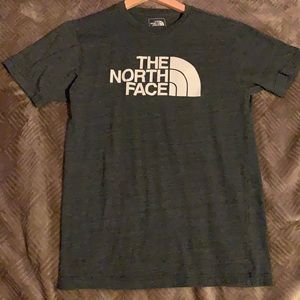 The north face short sleeve T-shirt